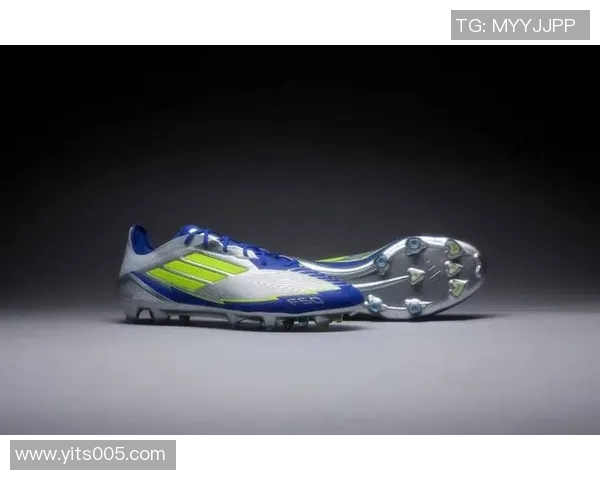 中国球星同款足球鞋发布 助力球迷体验顶级竞技性能 中国球星同款足球鞋发布 助力球迷体验顶级竞技性能